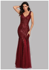 Vestido de fiesta elegante hasta el suelo con lentejuelas en color burdeos y rojo True Star de W&M